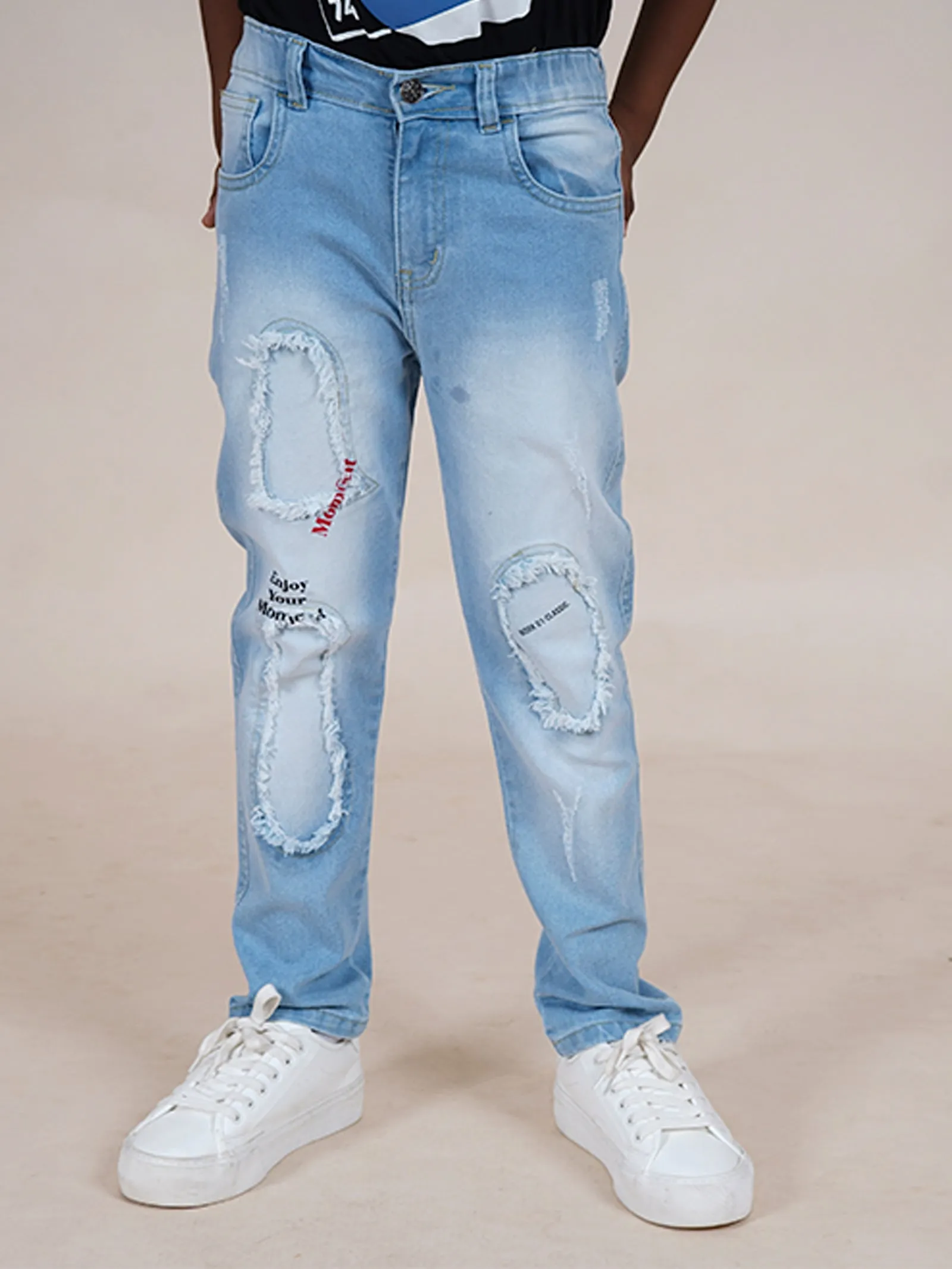 Boys Full Length Patch Denim Jeans With Text Print & Elasticated Waistband