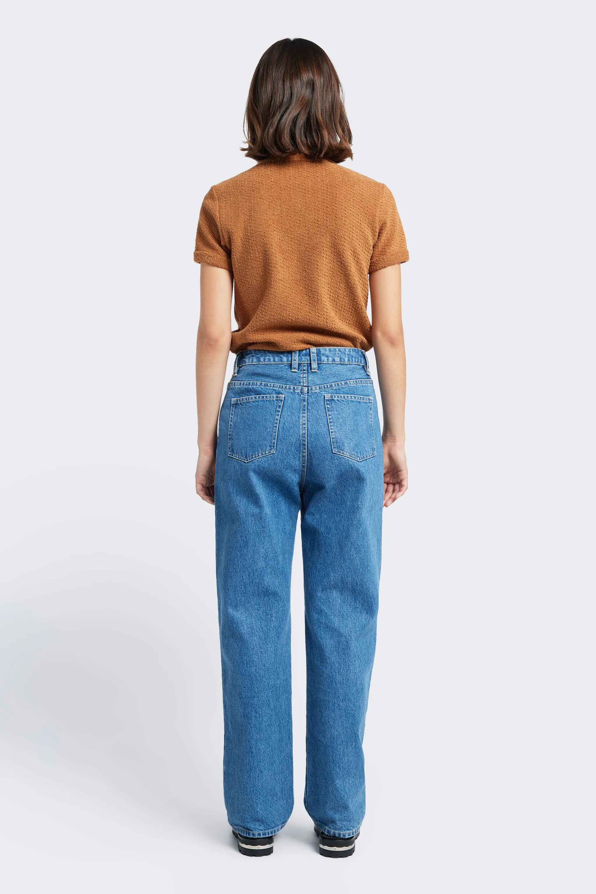 Evade Straight Leg Jean Mid-Wash