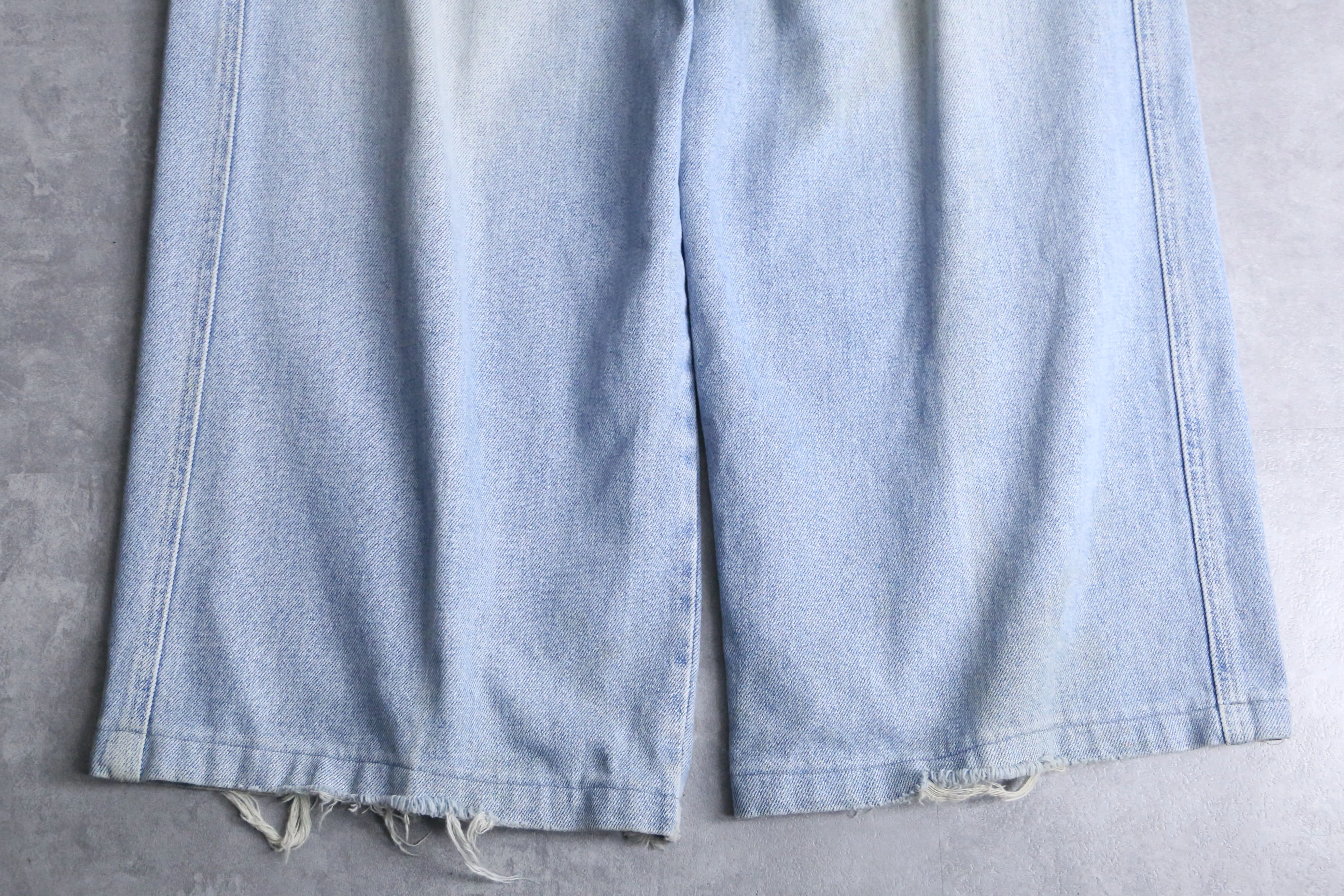 light indigo super buggy denim pants